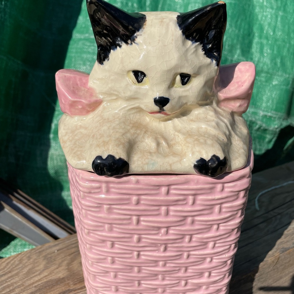 McCoy Basketweave Kitty Cat Cookie Jar
